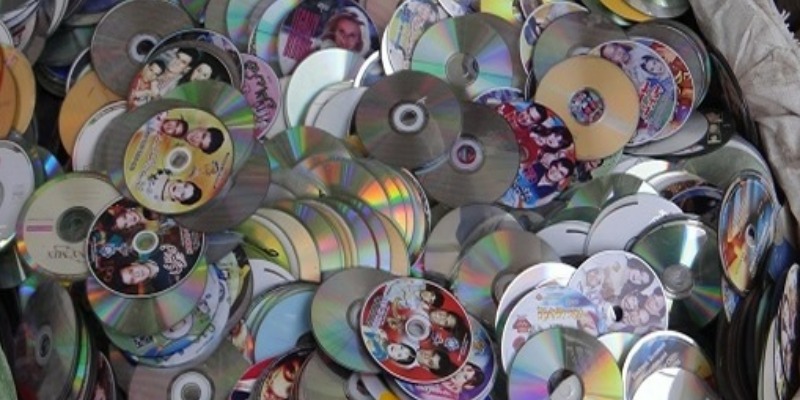 https://www.arezio.it/ - rMIX: Fornitura di Compact Disc in PC per il Riciclo