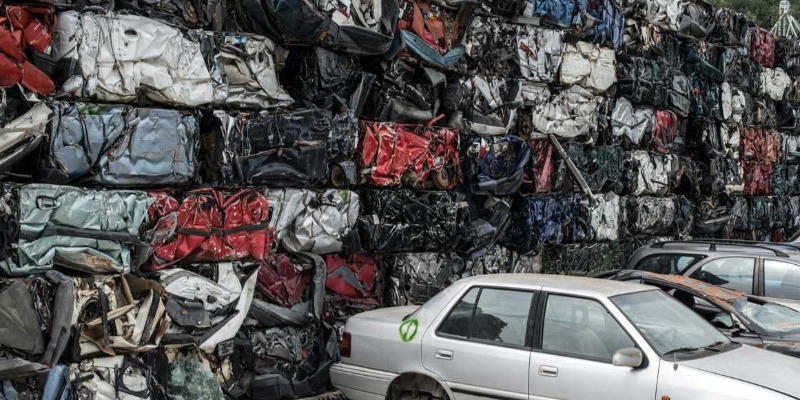 https://www.arezio.it/ - rMIX: Riciclo e Smaltimento dei Componenti delle Auto da Demolire