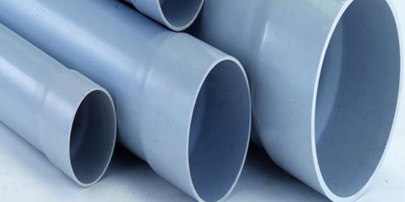 rMIX: Produzione di Tubi Lisci in PVC per l'Edilizia