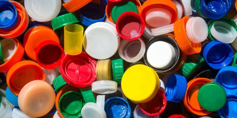 Marco Arezio - Consulente materie plastiche - Plastiche Riciclate: Macinazione, lavaggio, Setacciatura e Insaccamento conto Terzi